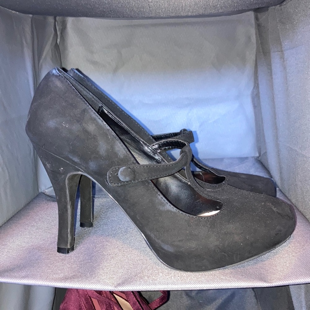 Maurices Mary Jane Size 10 Slight-Platform Stilettos